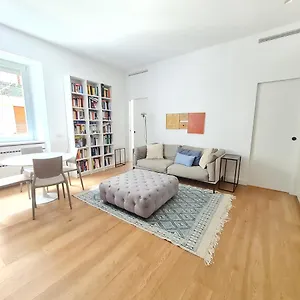 Moscova - Volta Charme Apartamento Milán